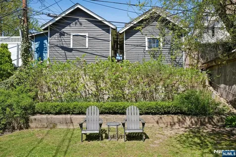 194 Hillside Avenue Glen Ridge NJ 07028