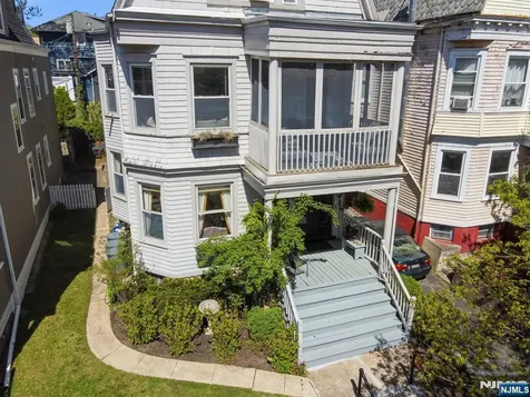 194 Hillside Avenue Glen Ridge NJ 07028
