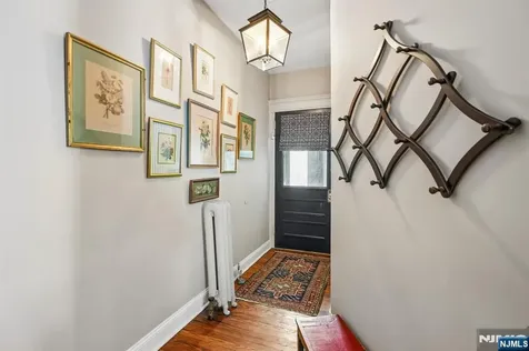 194 Hillside Avenue Glen Ridge NJ 07028