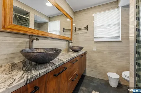 15 Putnam Place Clifton NJ 07011