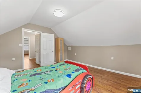 15 Putnam Place Clifton NJ 07011