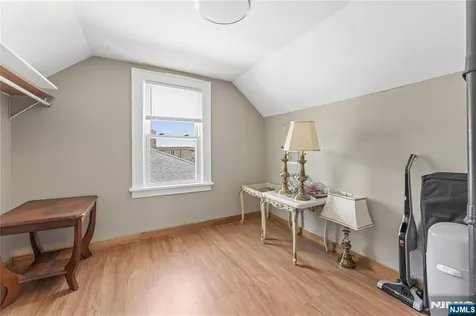 15 Putnam Place Clifton NJ 07011