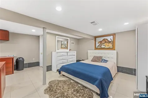 15 Putnam Place Clifton NJ 07011