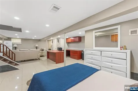 15 Putnam Place Clifton NJ 07011