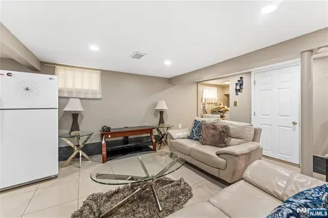 15 Putnam Place Clifton NJ 07011