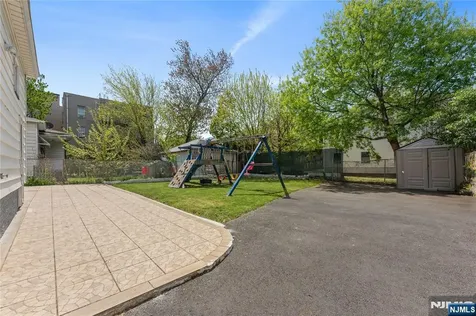 15 Putnam Place Clifton NJ 07011