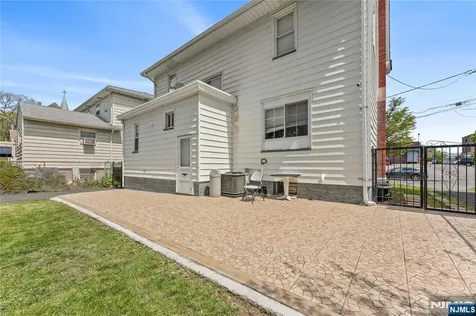 15 Putnam Place Clifton NJ 07011