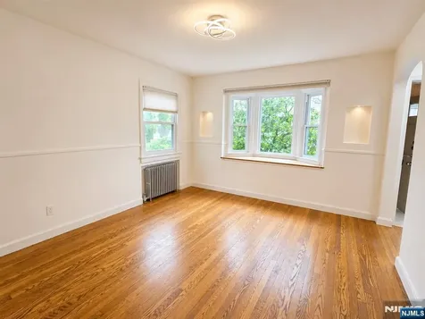 1106 Bromley Avenue Teaneck NJ 07666
