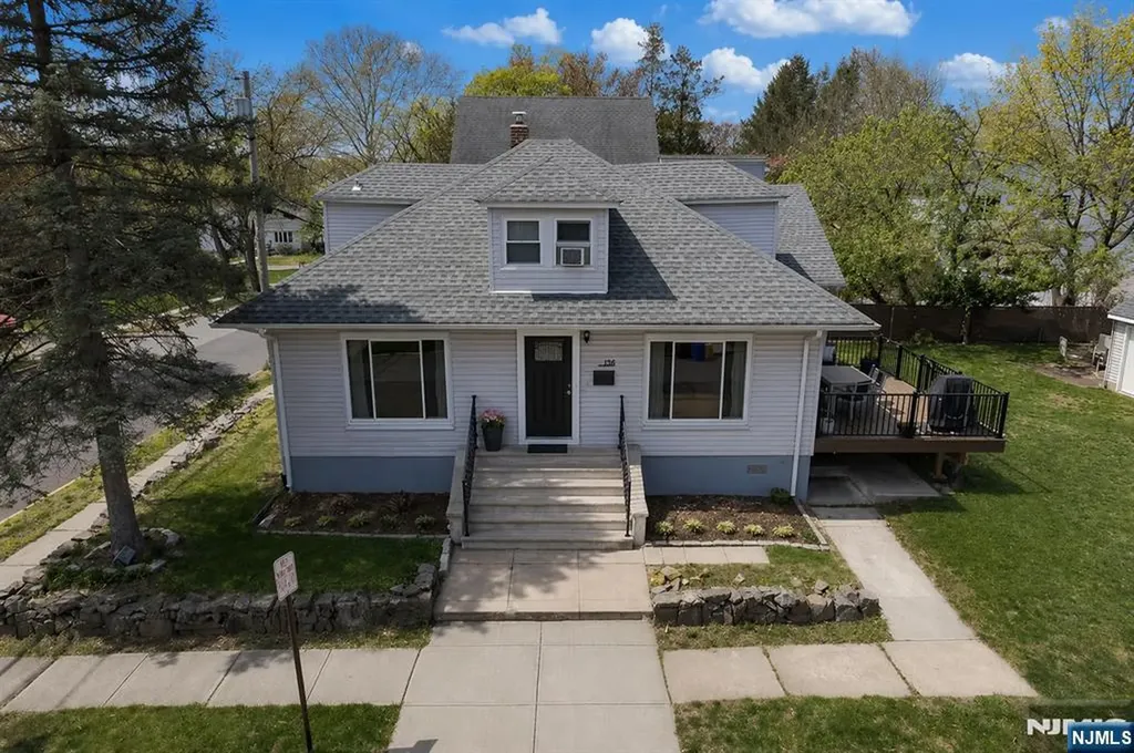 138 Summit Avenue New Milford NJ 07646