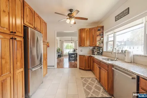 138 Summit Avenue New Milford NJ 07646