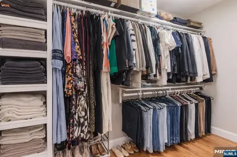 138 Summit Avenue New Milford NJ 07646