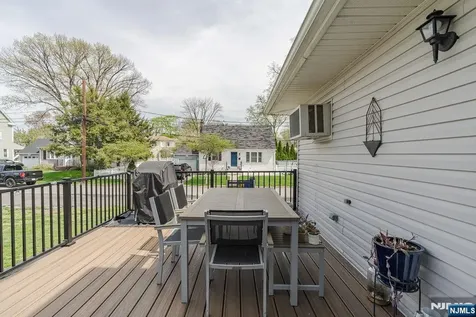 138 Summit Avenue New Milford NJ 07646