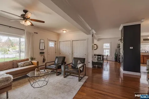 138 Summit Avenue New Milford NJ 07646