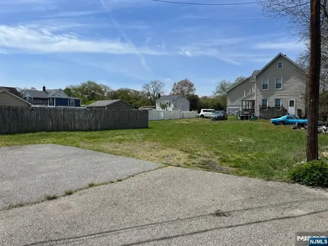 901 Ringwood Avenue Wanaque NJ 07420