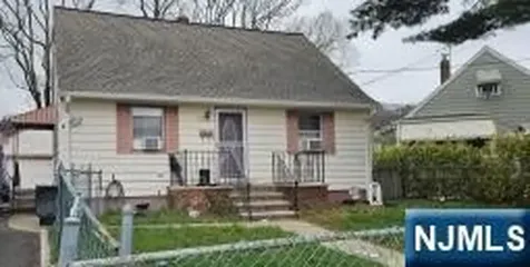 23 Colonial Avenue Paterson NJ 07502