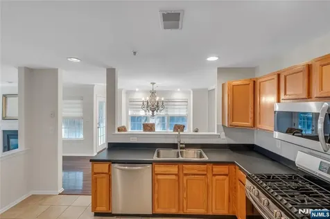 114 Ridge Drive Pompton Lakes NJ 07442