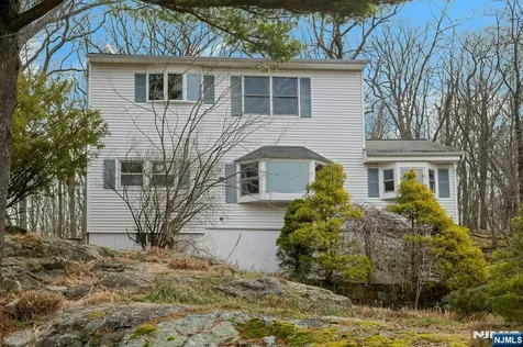 229 White Meadow Road Rockaway Township NJ 07866