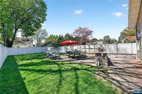 266 Central Avenue Paramus NJ 07652