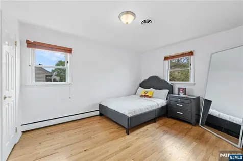 425 Victor Street Saddle Brook NJ 07663