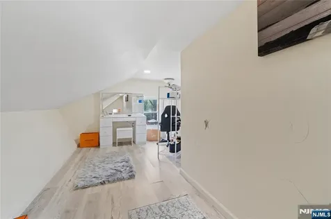 425 Victor Street Saddle Brook NJ 07663