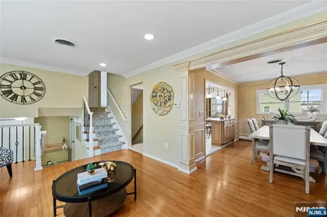 425 Victor Street Saddle Brook NJ 07663