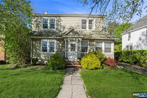 59 W Passaic Street Maywood NJ 07607