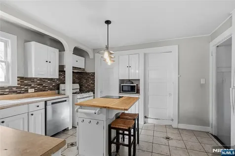 59 W Passaic Street Maywood NJ 07607