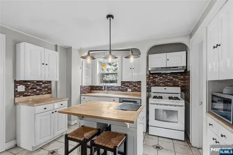 59 W Passaic Street Maywood NJ 07607