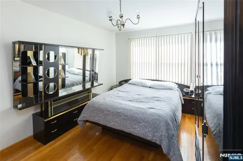 226 Webster Avenue Jersey City NJ 07307
