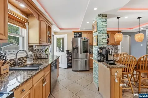 153 Tryon Avenue Englewood NJ 07631