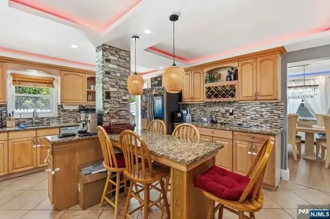 153 Tryon Avenue Englewood NJ 07631