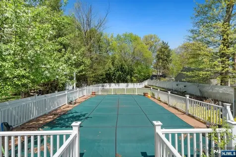 153 Tryon Avenue Englewood NJ 07631