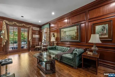 366 E Madison Avenue Cresskill NJ 07626