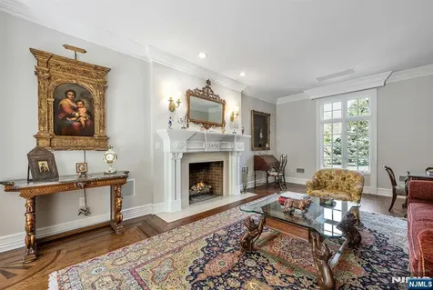 366 E Madison Avenue Cresskill NJ 07626