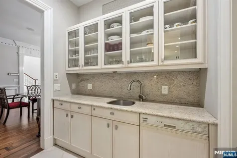 366 E Madison Avenue Cresskill NJ 07626