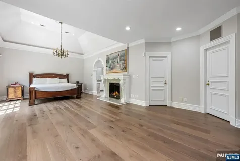 366 E Madison Avenue Cresskill NJ 07626