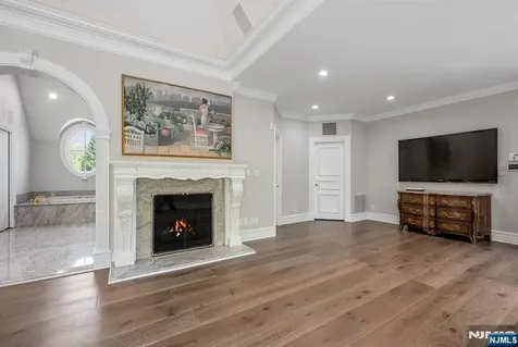 366 E Madison Avenue Cresskill NJ 07626