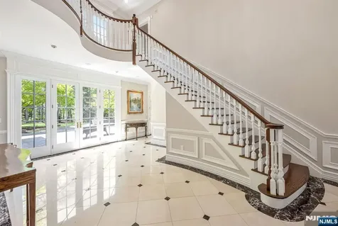 366 E Madison Avenue Cresskill NJ 07626