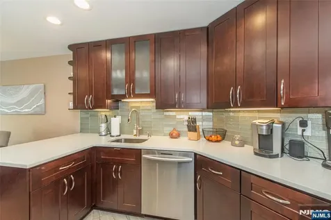 2 Tulip Crescent Little Falls NJ 07424
