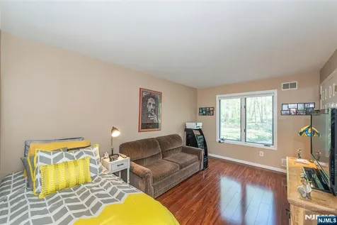 2 Tulip Crescent Little Falls NJ 07424