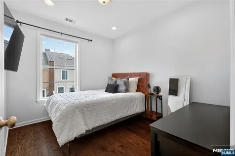 247 Bradley Drive Wood Ridge NJ 07075