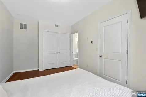 247 Bradley Drive Wood Ridge NJ 07075