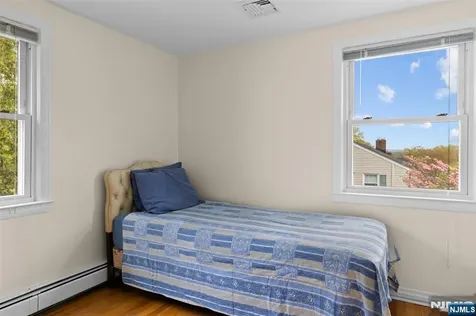 276 Concord Drive River Edge NJ 07661