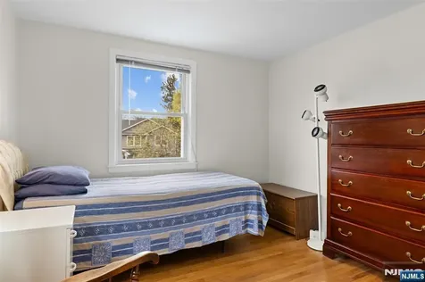 276 Concord Drive River Edge NJ 07661