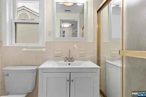276 Concord Drive River Edge NJ 07661