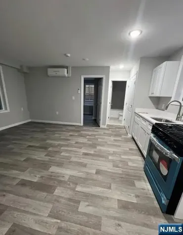 43 Cedar Street Paterson NJ 07501