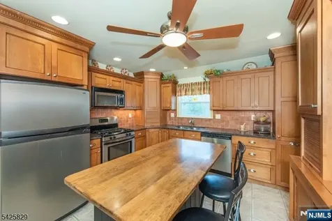 12 Henry Street Roxbury Township NJ 07876