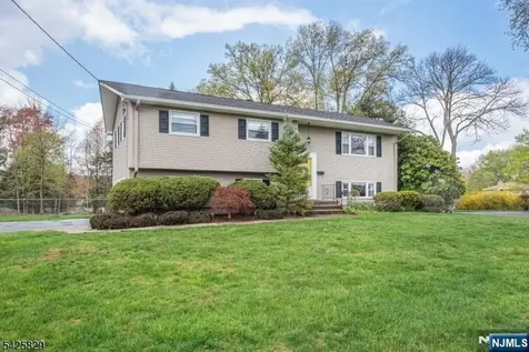 12 Henry Street Roxbury Township NJ 07876