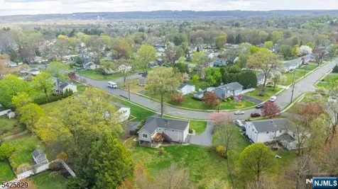 12 Henry Street Roxbury Township NJ 07876