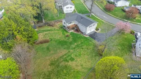 12 Henry Street Roxbury Township NJ 07876